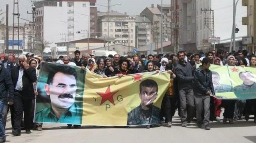 Ypg'li Polat'ın Cenazesi Y&uuml;ksekova'da Toprağa Verildi