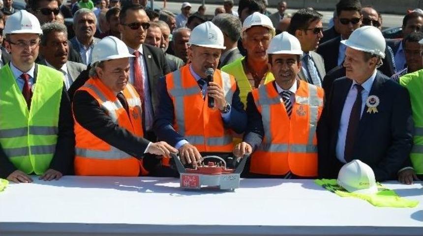 Bakan Işık Temel Atma T&ouml;renine Katıldı