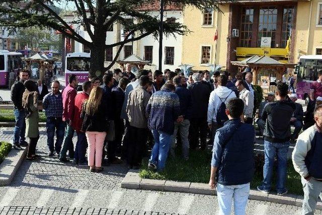 Kastamonu&rsquo;da &Uuml;lk&uuml;c&uuml;lerden Hdp&rsquo;li Milletvekili Adayına Tepki 1