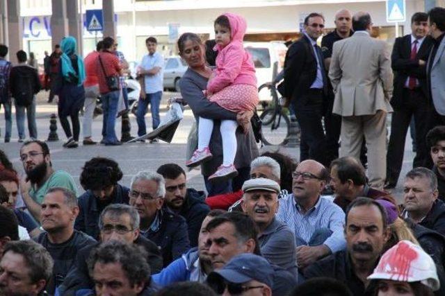 Soma Faciasında Ölenler Balıkesir'de Anıldı