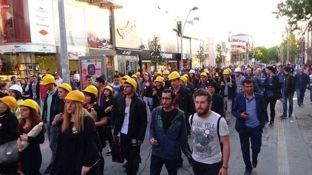 Sakarya’da Soma Yürüyüşü Gerçekleşti