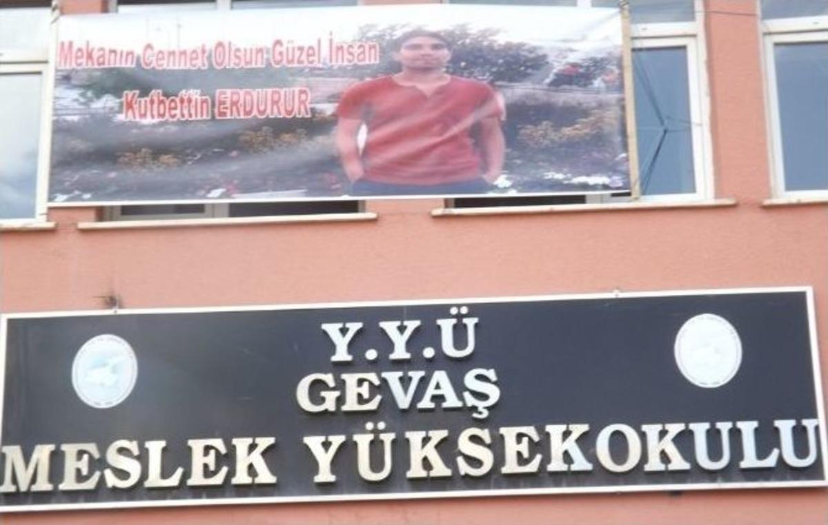 Gevaş Myo&rsquo;da H&uuml;z&uuml;nl&uuml; Mezuniyet T&ouml;reni