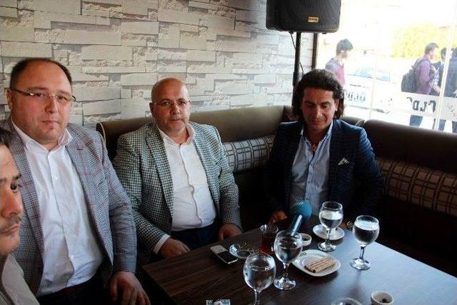 Sanat&ccedil;ı Murat Başaran&rsquo;dan Milletvekili Adayı Namal&rsquo;a Destek 1