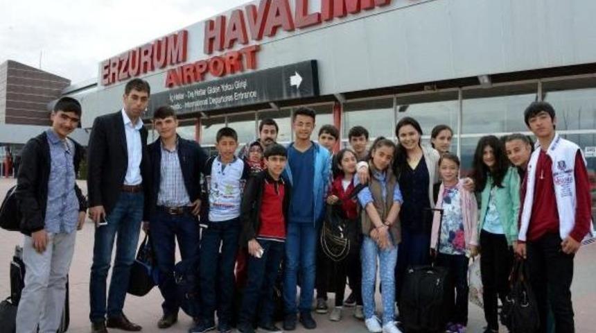 Okul M&uuml;d&uuml;r&uuml;n&uuml;n Mektubu Ile Ilkleri Yaşadılar