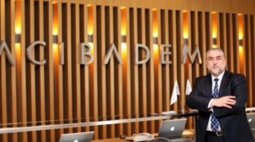 Meme Estetiğini En &Ccedil;ok Orta Yaş Grubu Tercih Ediyor