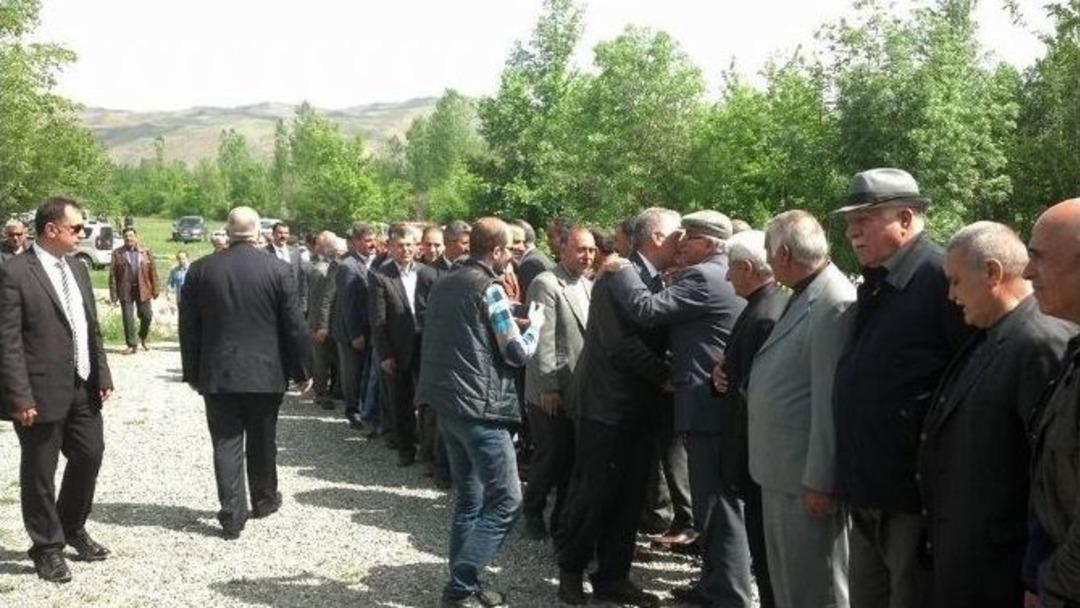 Ak Parti Milletvekili Adayları Se&ccedil;im &Ccedil;alışmalarını S&uuml;rd&uuml;r&uuml;yor