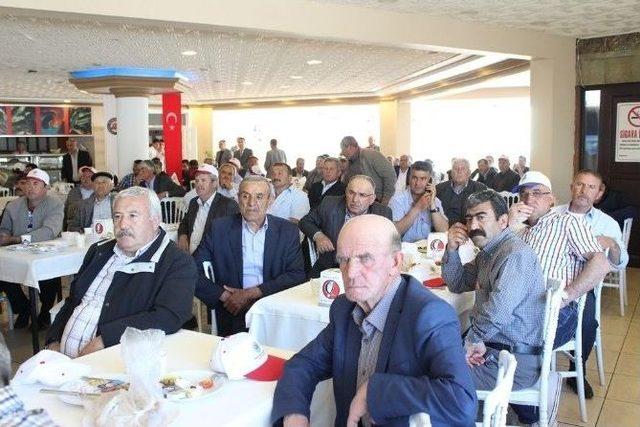 Bakan Mehdi Eker, Çanakkale’de Çiftçilerle Buluştu