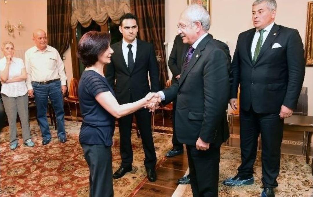 Chp Lideri Kılı&ccedil;daroğlu&rsquo;ndan Eğitimci Demir&rsquo;in Ailesine Taziye