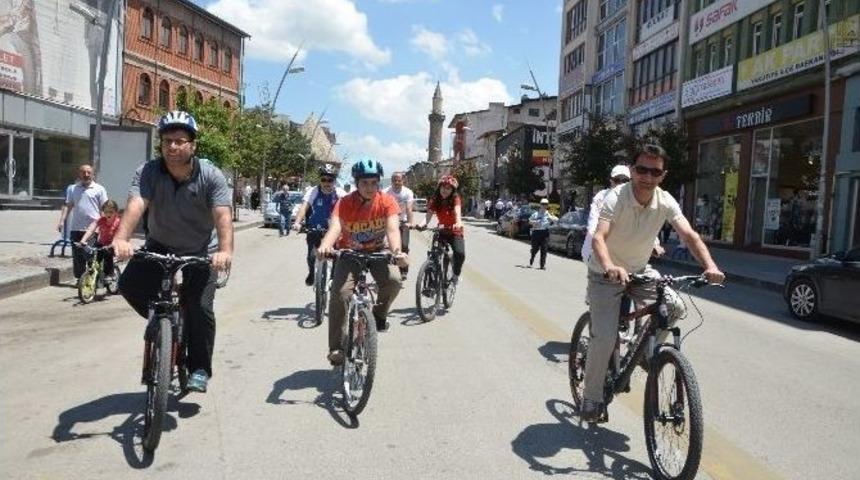 Pedallar Halk İ&ccedil;in &Ccedil;evrilecek