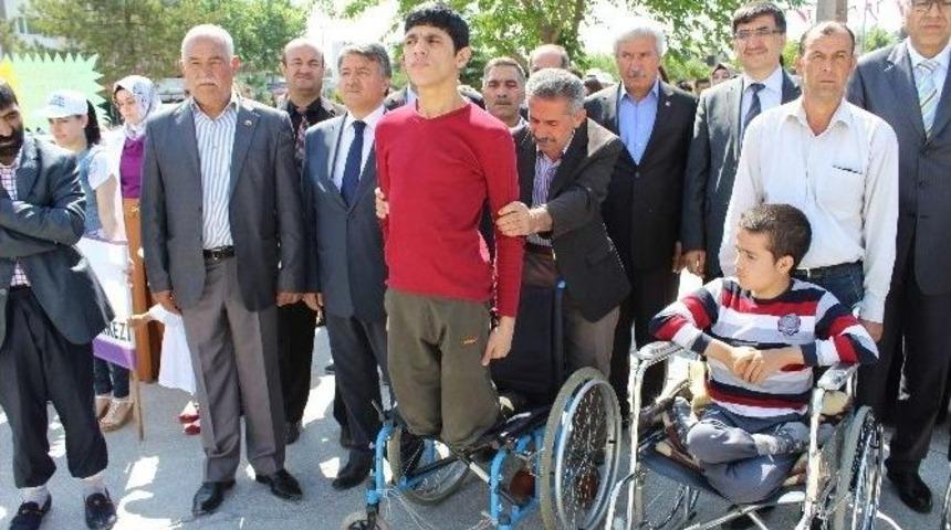 Engelli Gencin İstiklal Marşı Duyarlılığı