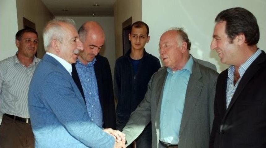 Miroğlu, Se&ccedil;im &Ccedil;alışmalrına Midyat&rsquo;ta Devam Ediyor