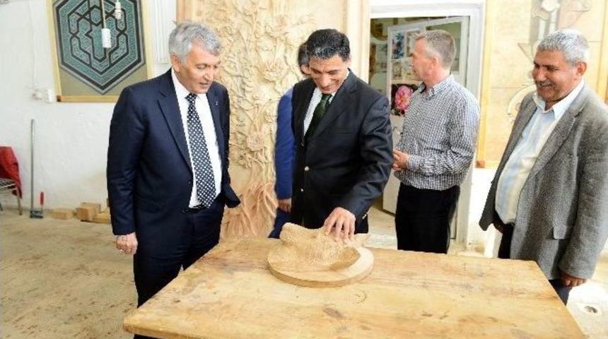 Mhp Adayını Duygulandıran &Ccedil;alışmalar