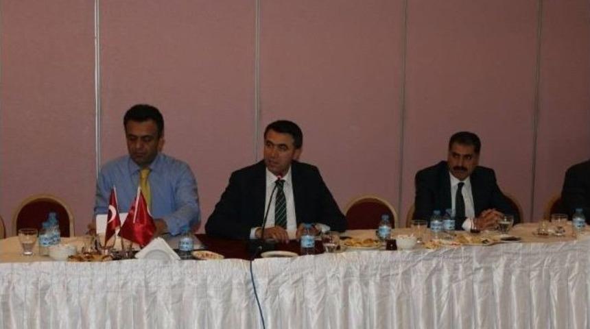 Erdin&ccedil;: &ldquo;imam Hatipli &Ouml;ğrenciler Adına Ş&uuml;krediyorum&rdquo;