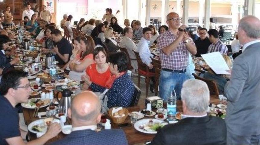 Aydın Eczacı Odası Bilimsel Eczacılığın 176&rsquo;ıncı Yıl D&ouml;n&uuml;m&uuml;n&uuml; Kutluyor