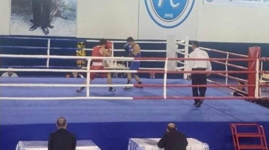 Boksta T&uuml;rkiye İkincisi Be&uuml;&rsquo;den