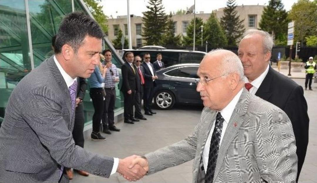 Ak Parti Ankara Milletvekili Aydın Performansıyla G&ouml;z Dolduruyor