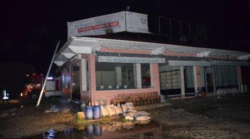 (&ouml;zel Haber) &Ccedil;eltik Fabrikasında Yangın