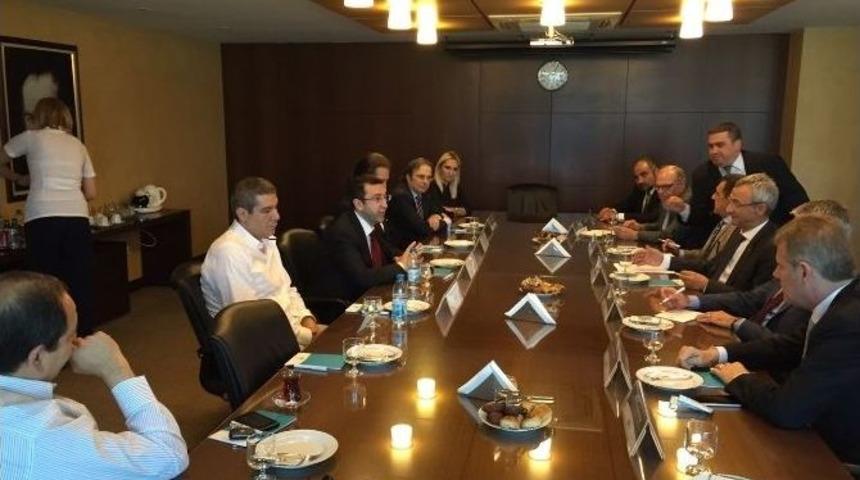 Ak Parti Milletvekili Adayı Turhan: "t&uuml;ketimi Değil &Uuml;retimi Konuşmalıyız"