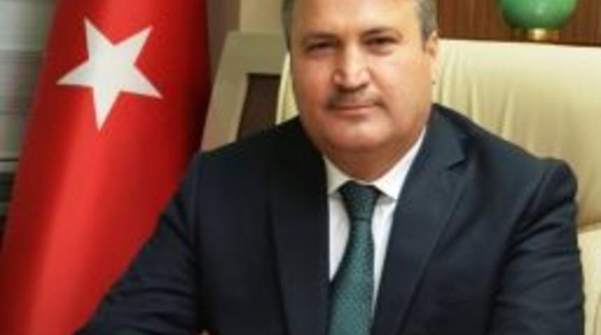 Başkan &Ccedil;er&ccedil;i&rsquo;den Mira&ccedil; Kandili Mesajı