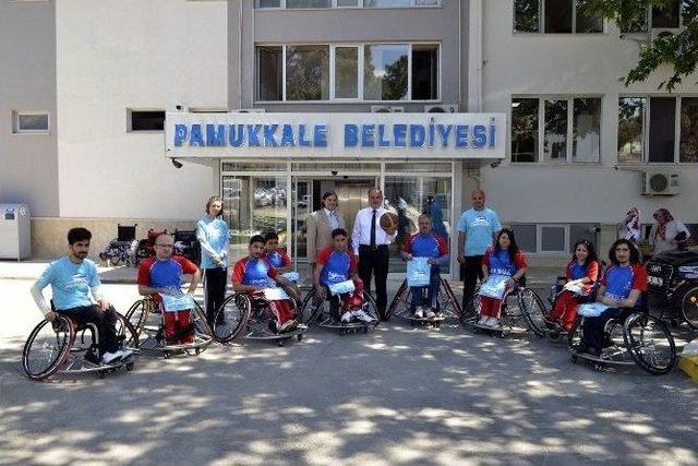 Pamukkale Belediyesi&rsquo;nden Engelli Basket Takımına Destek 2