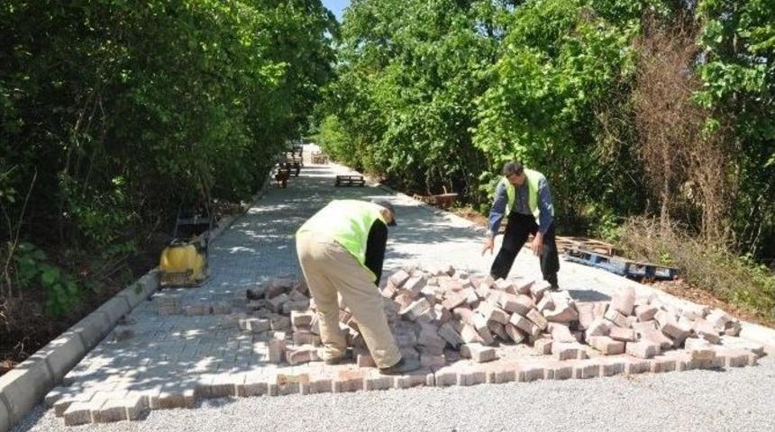 Kartepe&rsquo;de Kilitli Parke Taşı &Ccedil;alışması