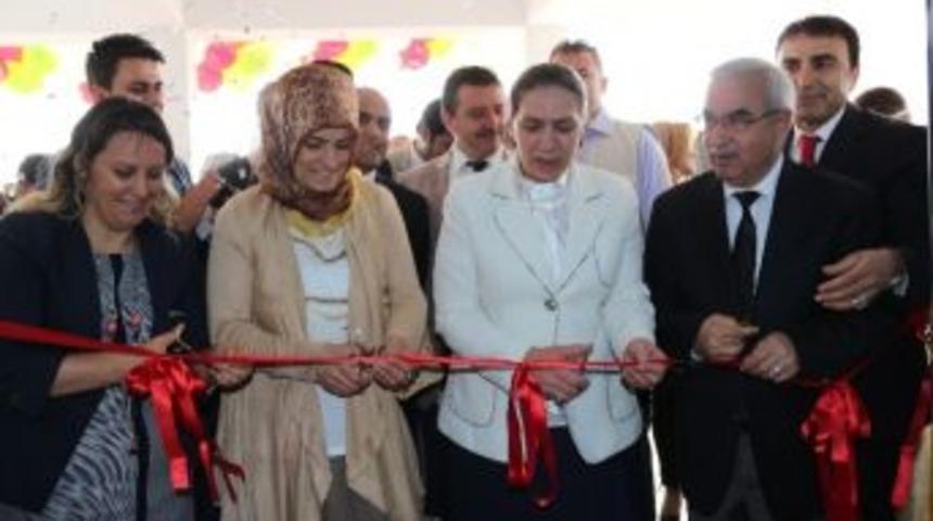 Bağlar Halk Eğitim Merkezi&rsquo;nde Yıl Sonu Sergisi