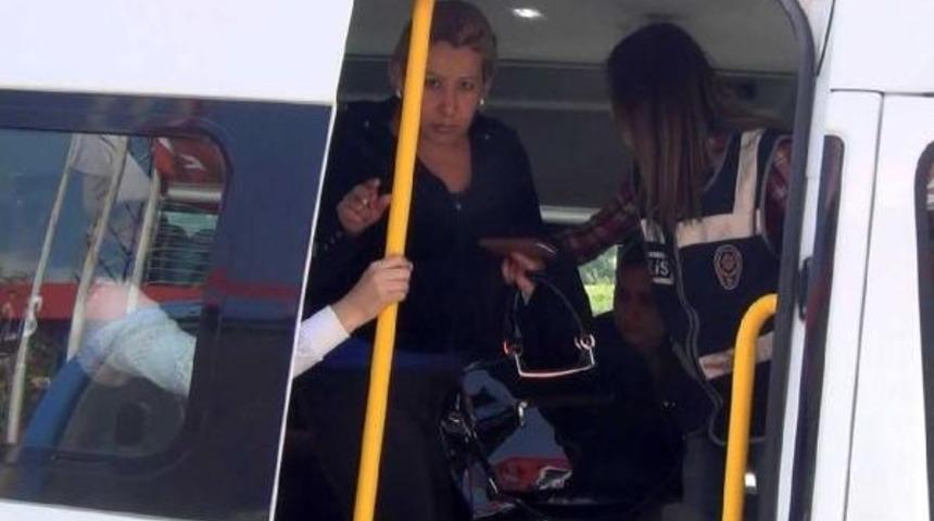 Sakarya'da Whatsapp &Uuml;zerinden Fuhuşa Polis Baskını