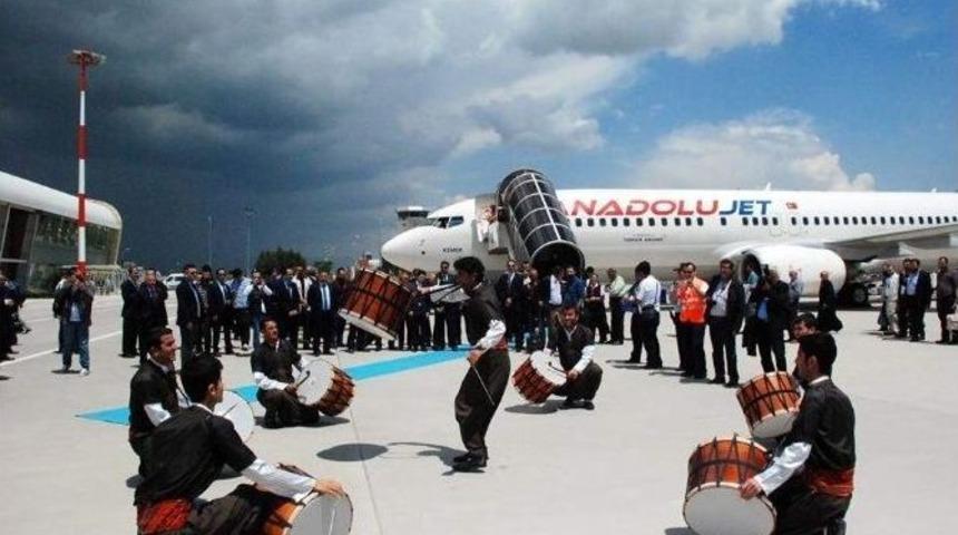 Sabiha G&ouml;k&ccedil;en&rsquo;den Adıyaman&rsquo;a U&ccedil;uşlar Başladı