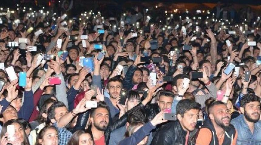 Sel&ccedil;uk &Uuml;niversitesi'nde Halil Sezai Coşkusu