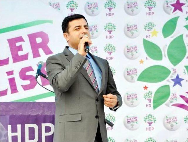 Demirtaş Kırşehir'de Konuştu: Türk Olacağız, Kürt Olacağız Ama Önce Kardeş Olacağız'