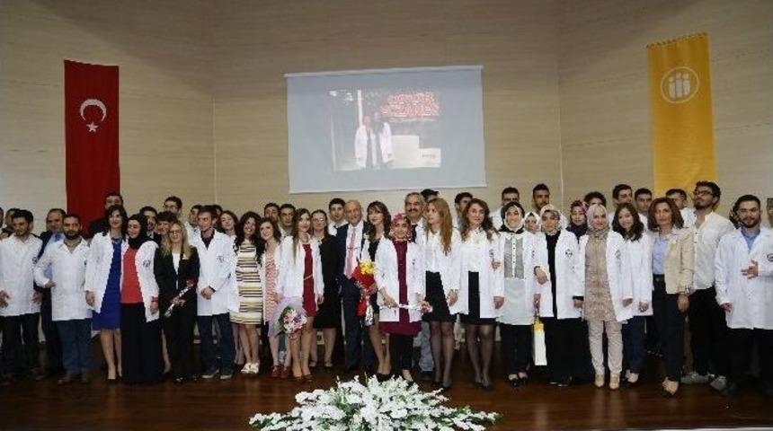 İ.&uuml;&rsquo;de 14 Mayıs Eczacılık G&uuml;n&uuml; Kutlaması