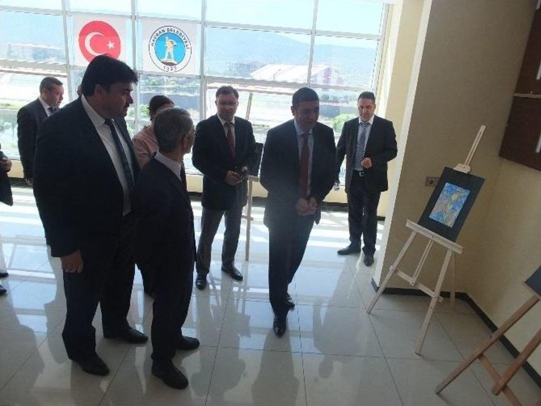 İşaret Diliyle Şarkı S&ouml;ylediler