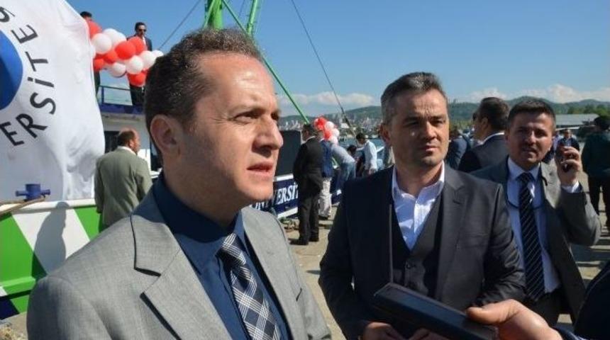 Rekt&ouml;r Yarılga&ccedil;, Tekrar Atandığı Haberini Doğum G&uuml;n&uuml;nde Aldı