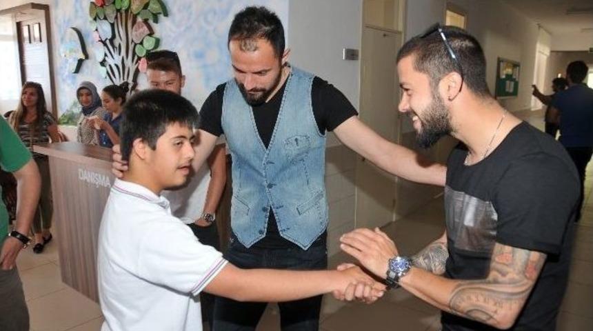 Albimo Alanyaspor&rsquo;dan &Ouml;zel &Ouml;ğrenci Ve Huzurevi Ziyareti