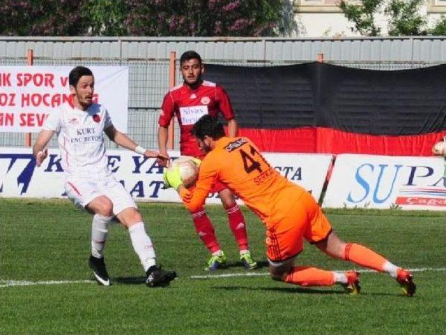 Gölcükspor-Sivas Dört Eylül Belediyespor: 0-0 (Play Off)