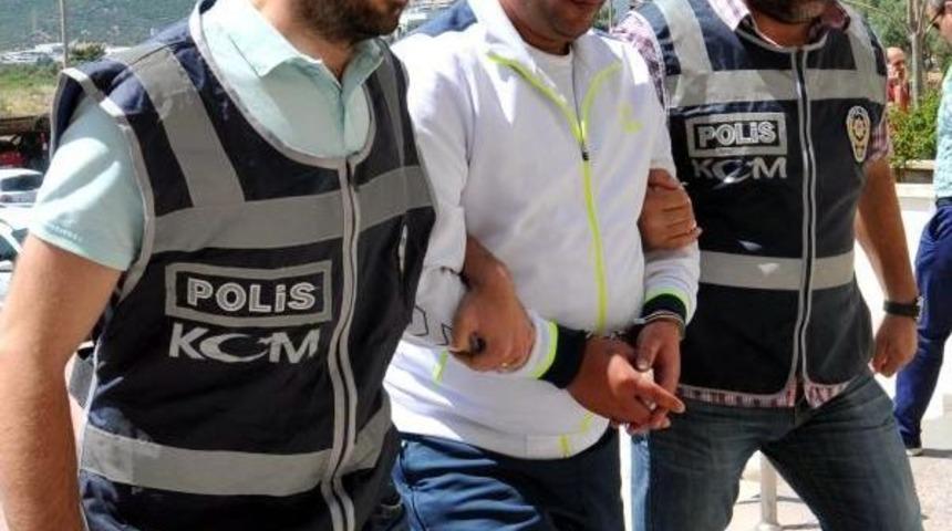 Suriyeli Insan Ka&ccedil;ak&ccedil;ısı Rezidansta Yakalandı