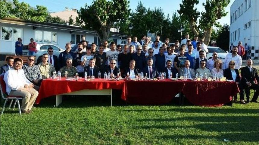 Manisa Protokol&uuml;nden Manisaspor&rsquo;a B&uuml;y&uuml;k Destek