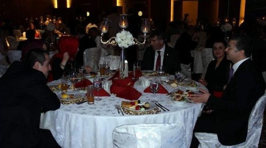 Eczacılar Gala Yemeğinde Buluştu