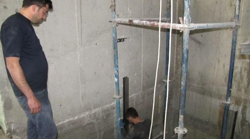 Hisarcık İl&ccedil;e Hastanesine Yeni Sedye Asans&ouml;r