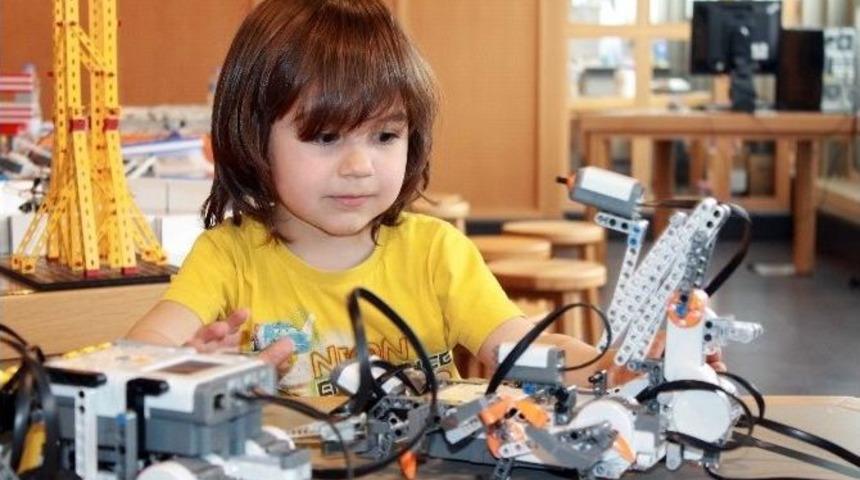 Bilim M&uuml;zesi Yoğun İlgi G&ouml;r&uuml;yor