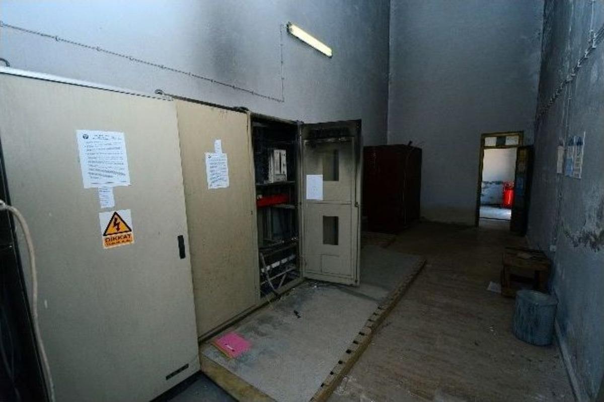 Mumcular&rsquo;da Personel Faciayı &Ouml;nledi