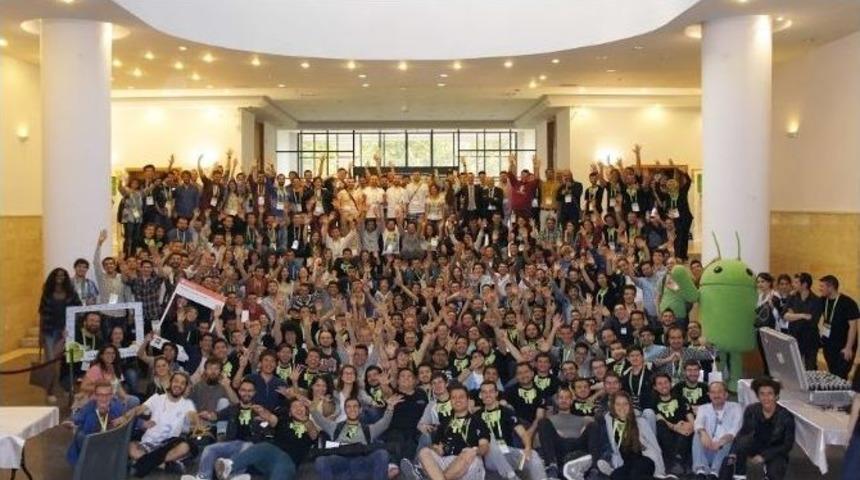 Androıd T&uuml;rkiye&rsquo;de Rekor Kırdı