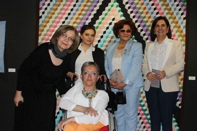 Eskişehir&rsquo;de Engelliler Yararına &lsquo;d&uuml;şten Ger&ccedil;eğe&rsquo; Sergisi 3