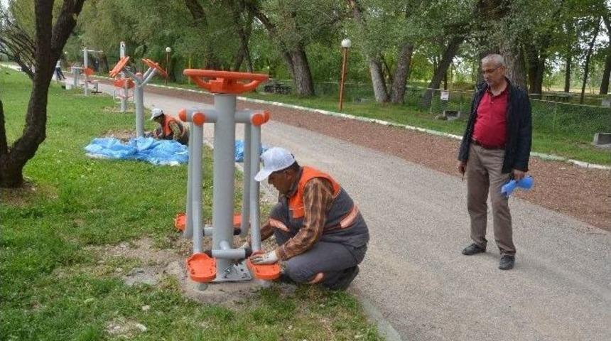 Ereğli&rsquo;de Parklar Yenileniyor