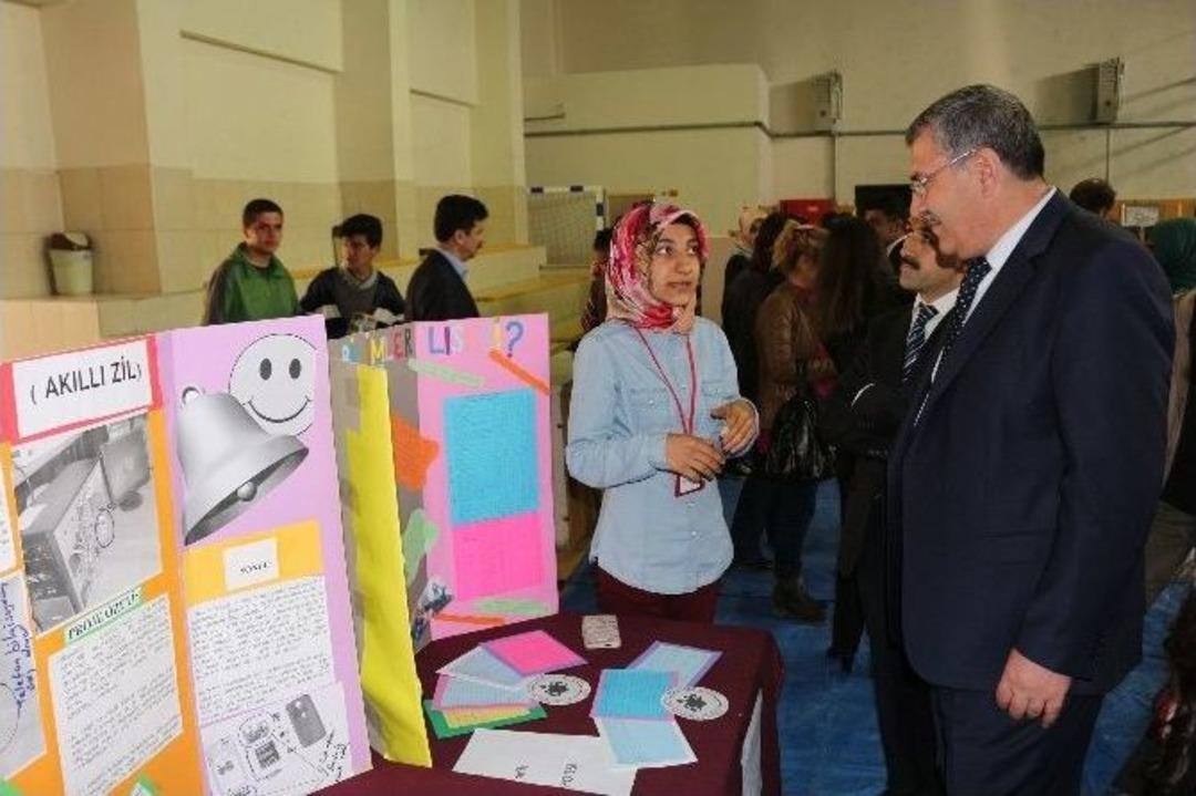 Ağrı&rsquo;da T&uuml;bitak Bilim Fuarı