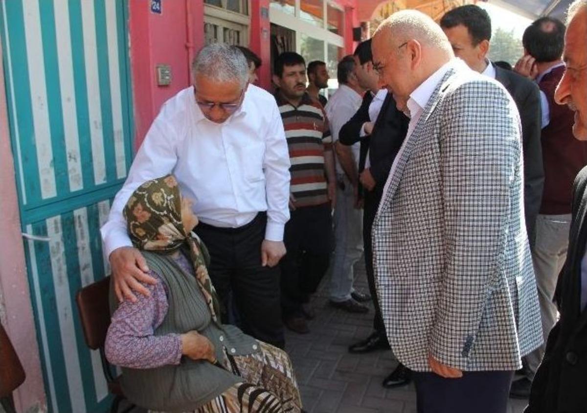 Namal, Sıkmadık El , Gezmedik Kapı Bırakmıyor