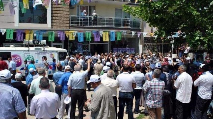 Diyarbakır B&uuml;y&uuml;kşehir Belediye Başkanı Kışanak Aydın'da Se&ccedil;im &Ccedil;alışmasına Katıldı
