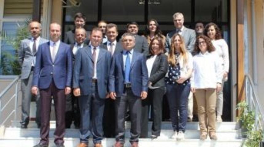 &Ccedil;om&uuml; Rekt&ouml;r&uuml; Acer Ayvacık Myo&rsquo;yu Ziyaret Etti