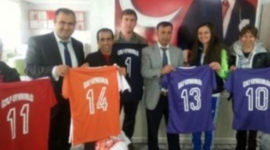 Liselere Spor Malzemesi Desteği