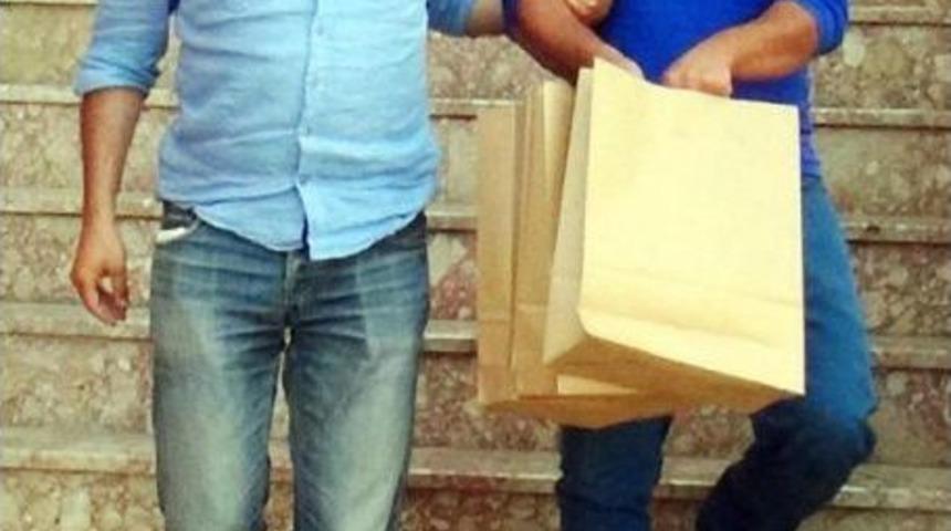 'seni Aldattım' Diyen Eşini Kalbinden Bı&ccedil;akladı